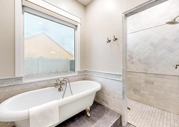 Oasis 4* Queen Creek